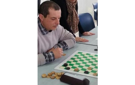 Patrick LANGRAND, membre du club AILLANT-RECREA'JEUX  : Champion de l'Yonne 2016 de Jeu de Dames