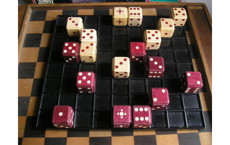 Duel : un jeu 100% réflexion... les blancs jouent et gagnent ! à vous de jouer...