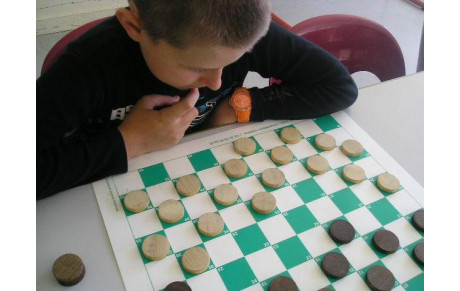 Tournoi de Pâques : Jeu de Dames au collège