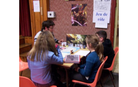 Reportage de la soirée Jeux à Villiers sur Tholon 89